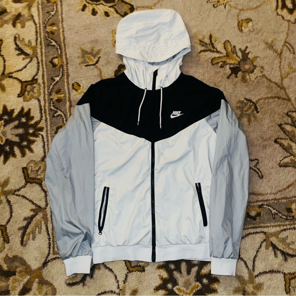 Nike Tech Rare Windbreaker Small